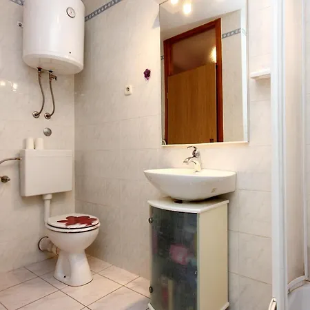 Apartament By The Sea Mastrinka, Ciovo - 9447 Trogir